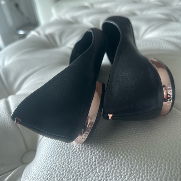 Ted Baker Mancie Black Pointy Toe Ballet Flat - Picture 5 of 9